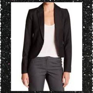 Amanda & Chelsea blazer